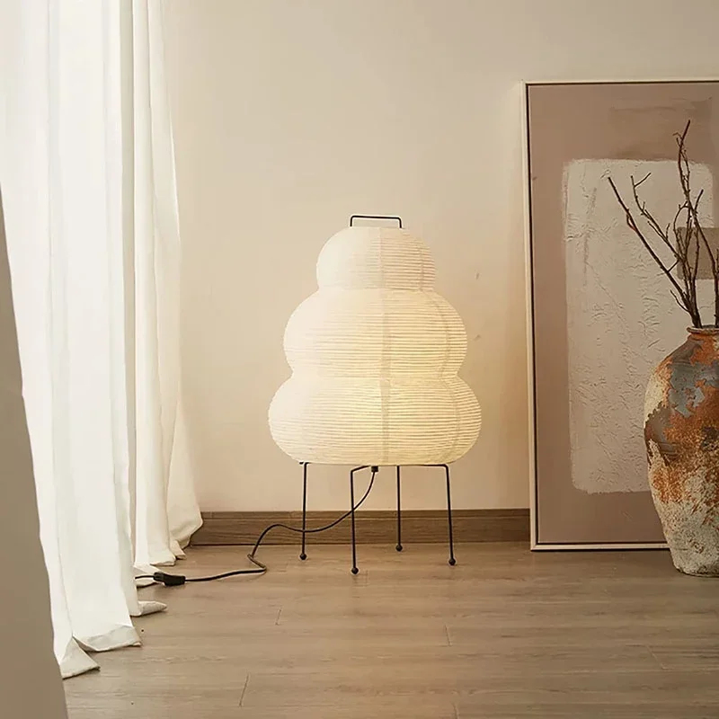 Floor Lamp Tripod - 일본 디자인 아카리 노구치 용 테이블