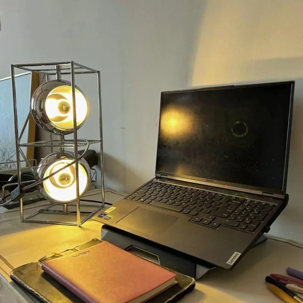 새로운 창의적인 바우하우스 LED 메탈 플로어 램프,  - Floor Lamp Tripod 리뷰 및 가격