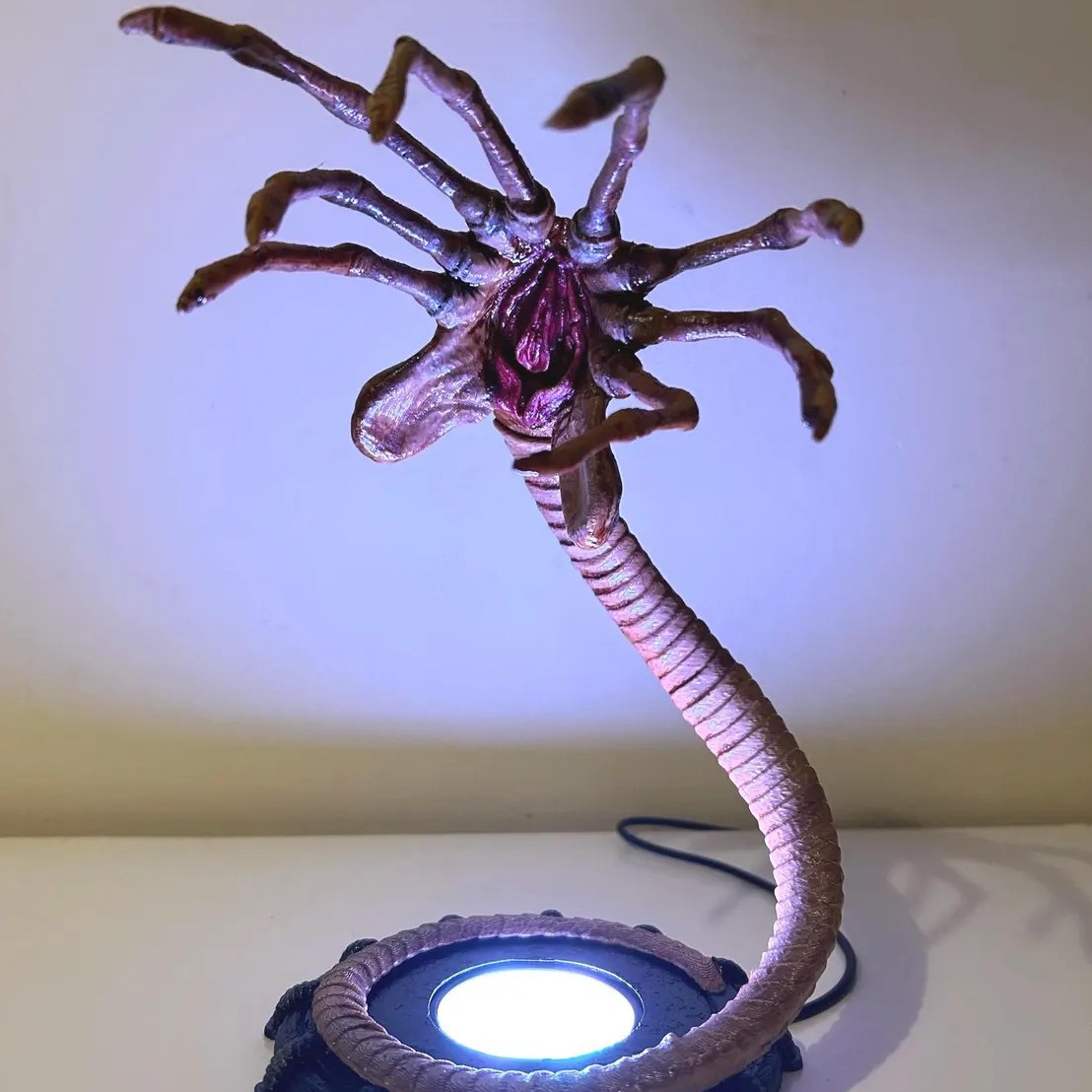 외계인 페이스허거 램프 야간 조명, LED 조명이 있는 - Lighting Decor Ideas 리뷰 및 가격